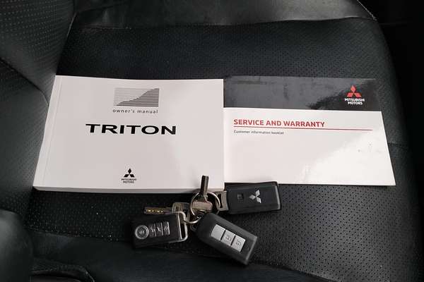 2019 Mitsubishi Triton GLS MR 4X4