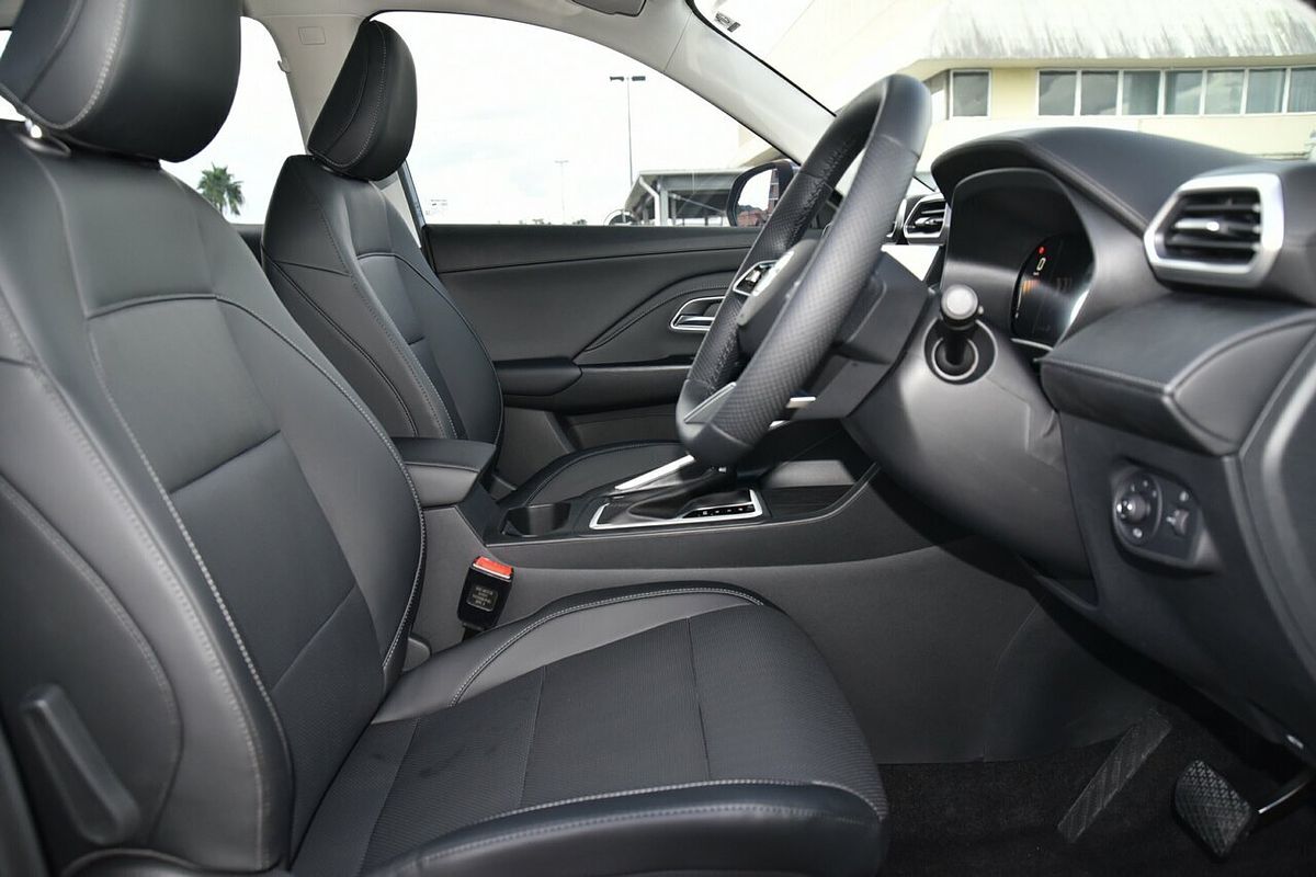 2025 MG ZS Essence ZS32