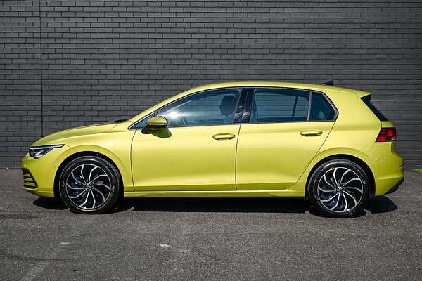 2022 Volkswagen Golf 110TSI 8