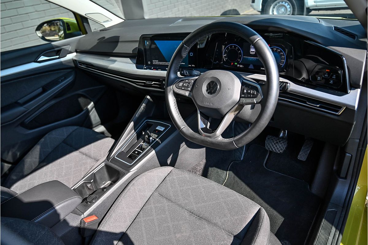 2022 Volkswagen Golf 110TSI 8