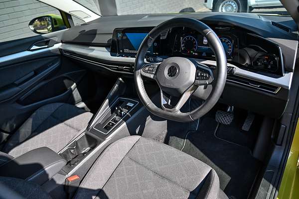 2022 Volkswagen Golf 110TSI 8