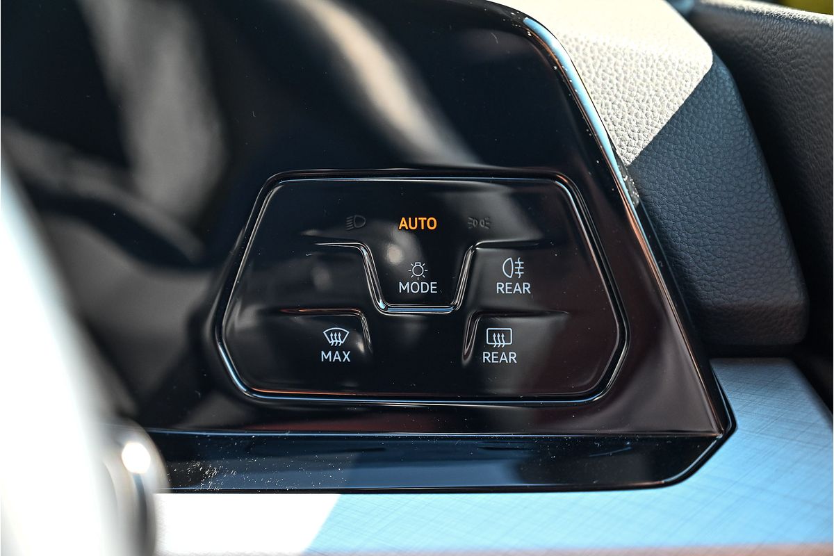 2022 Volkswagen Golf 110TSI 8