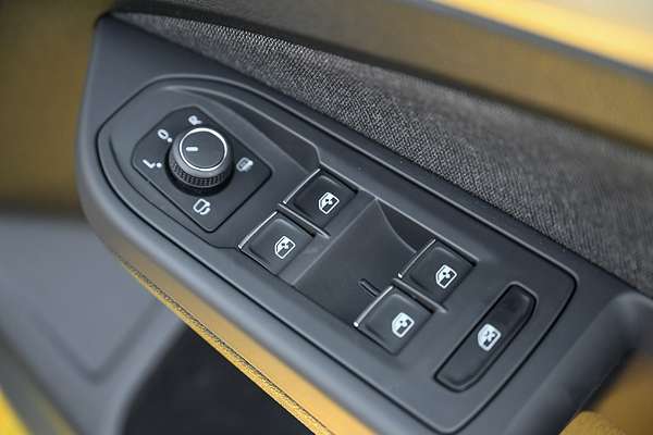 2022 Volkswagen Golf 110TSI 8