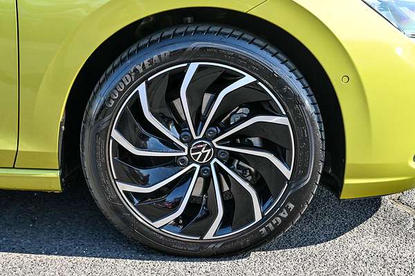 2022 Volkswagen Golf 110TSI 8