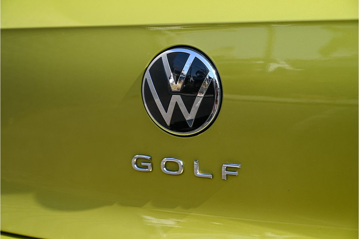 2022 Volkswagen Golf 110TSI 8