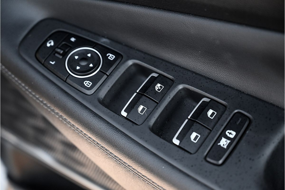 2019 Hyundai Santa Fe Highlander TM.2