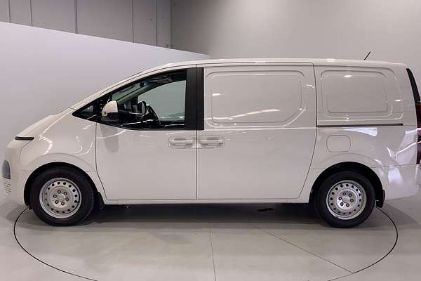 2022 Hyundai STARIA LOAD US4.V1