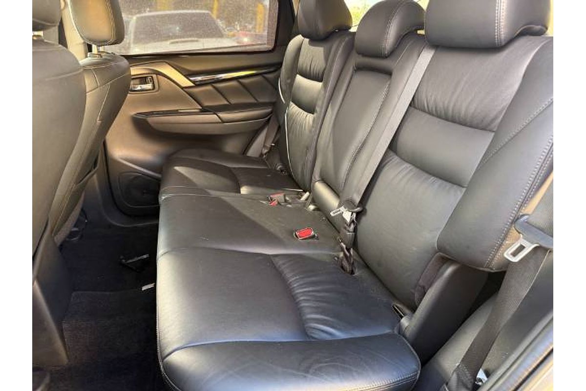 2017 Mitsubishi Pajero Sport Exceed QE