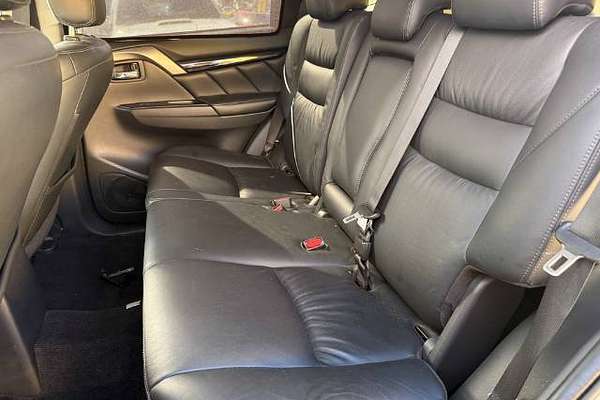 2017 Mitsubishi Pajero Sport Exceed QE