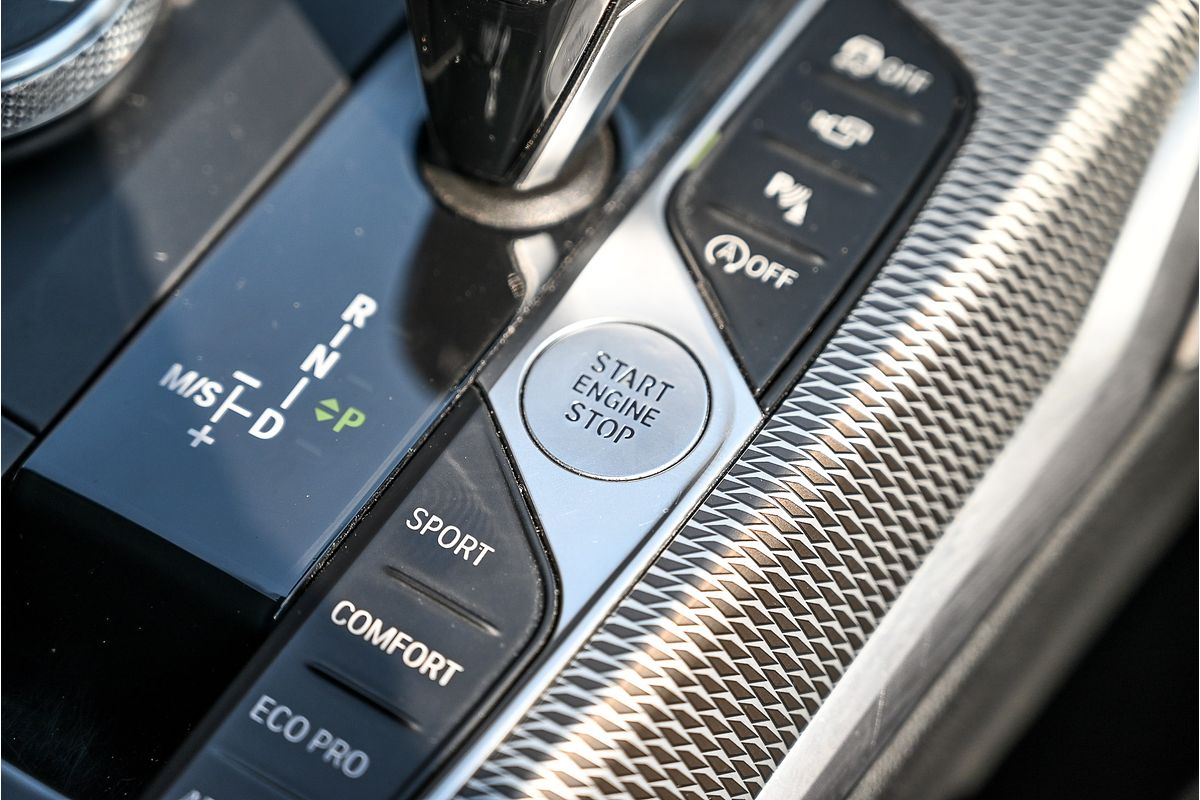 2020 BMW 3 Series 330i M Sport G21