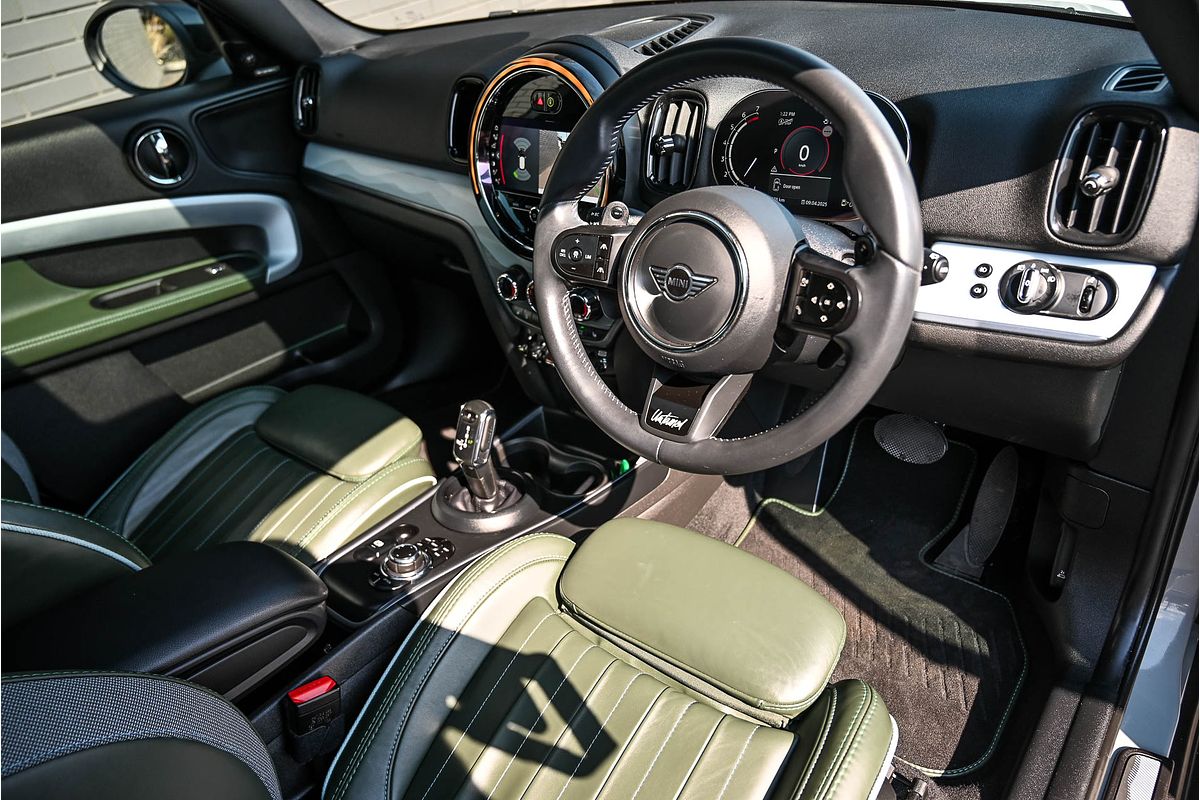 2023 MINI Hatch Cooper Classic F56 LCI-2