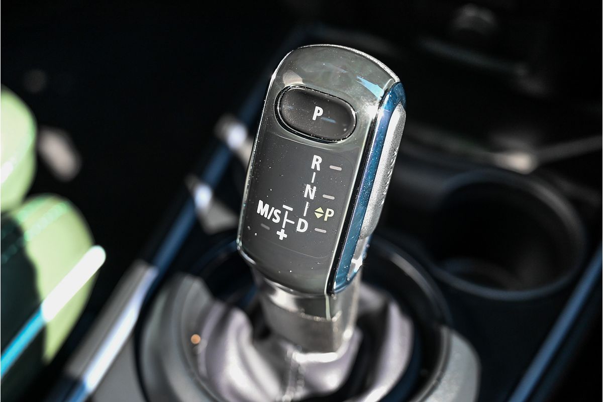 2023 MINI Hatch Cooper Classic F56 LCI-2