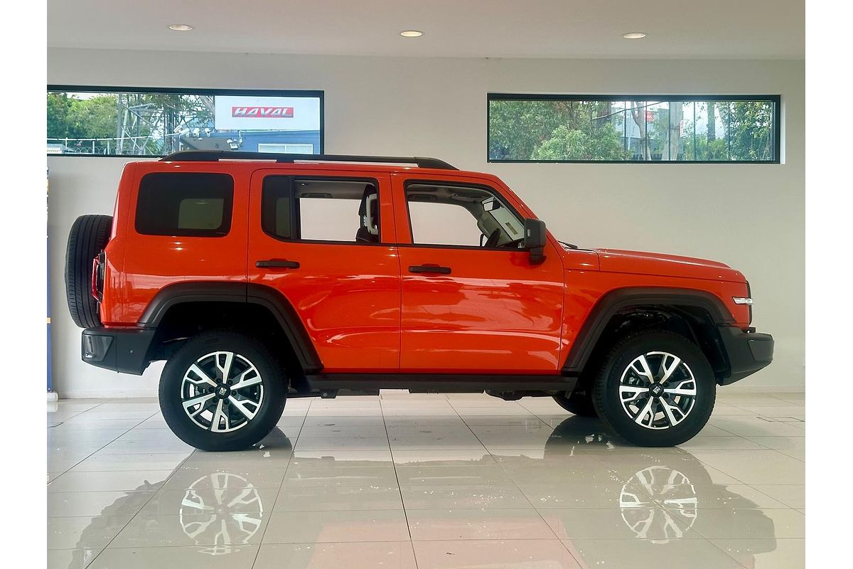 2023 GWM Tank 300 Ultra Hybrid P01