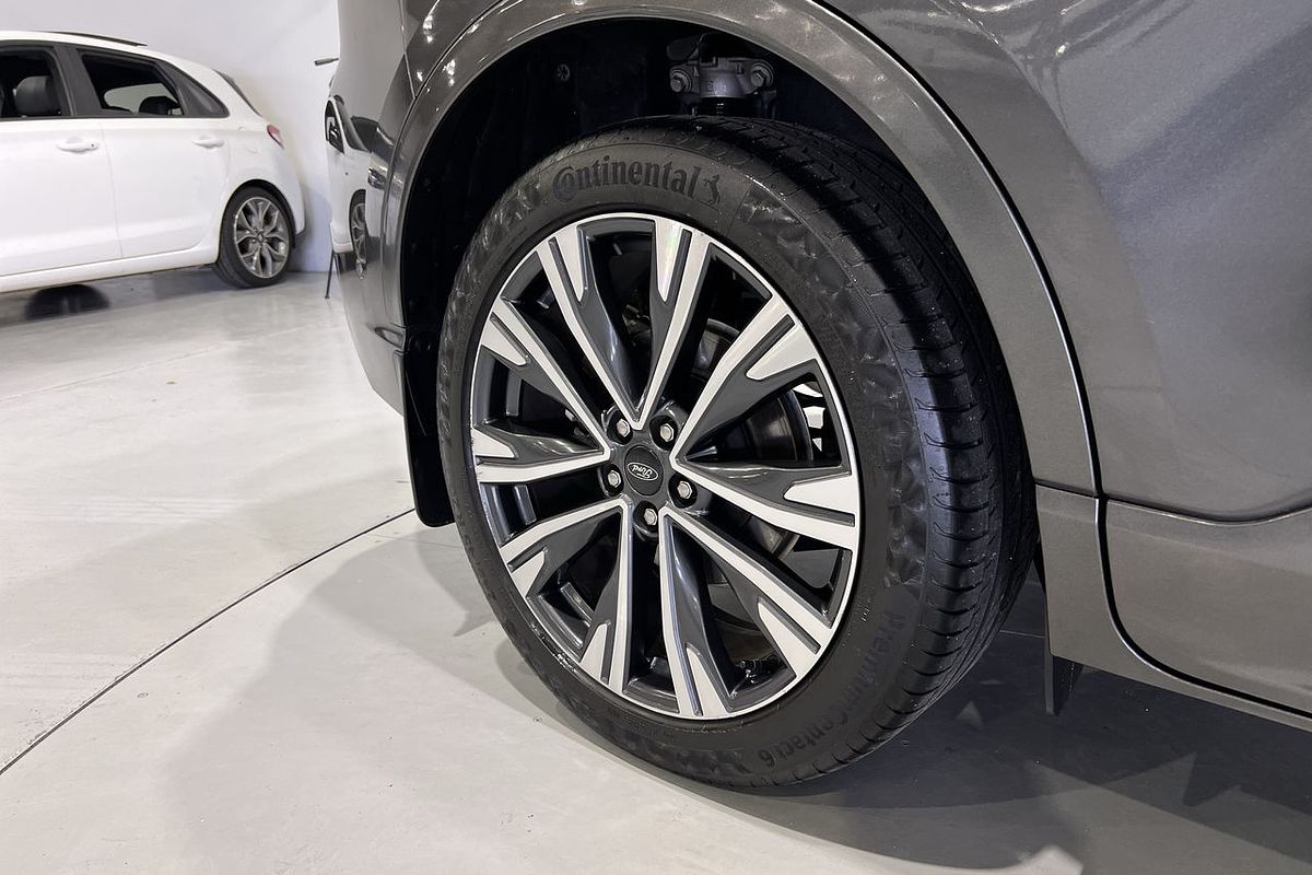 2022 Ford Escape Vignale ZH