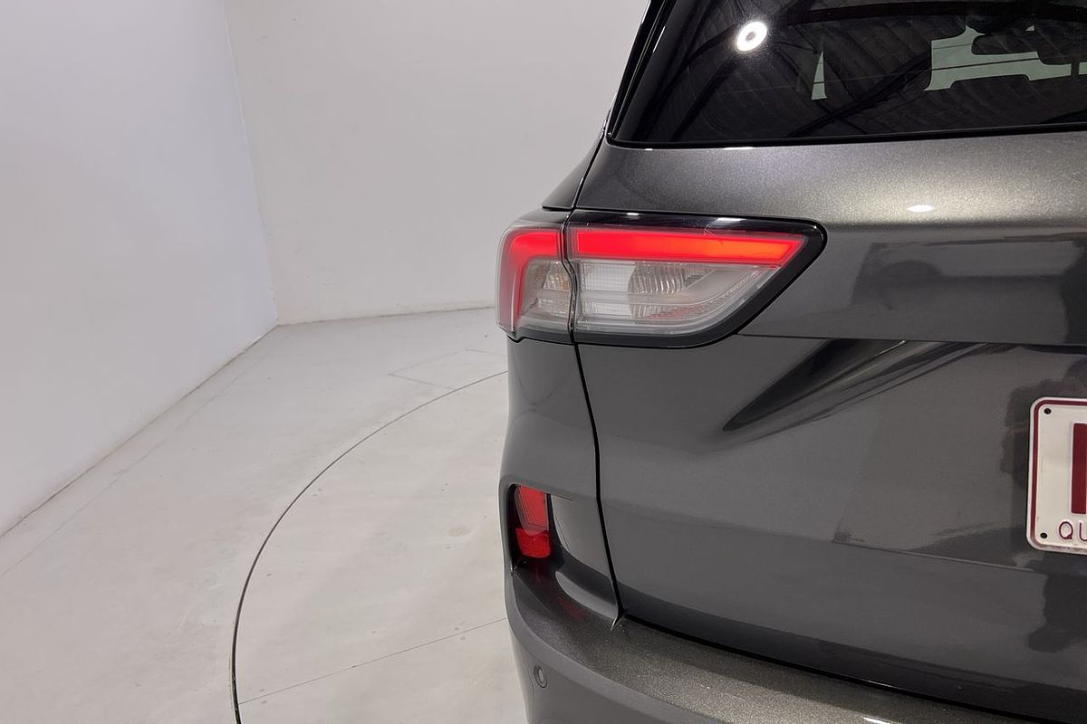 2022 Ford Escape Vignale ZH