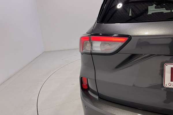 2022 Ford Escape Vignale ZH