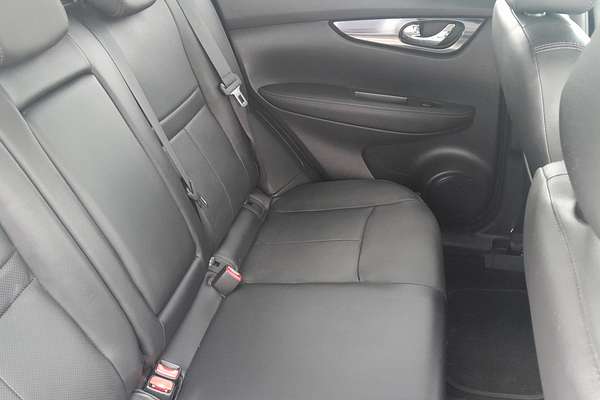 2016 Nissan QASHQAI Ti J11