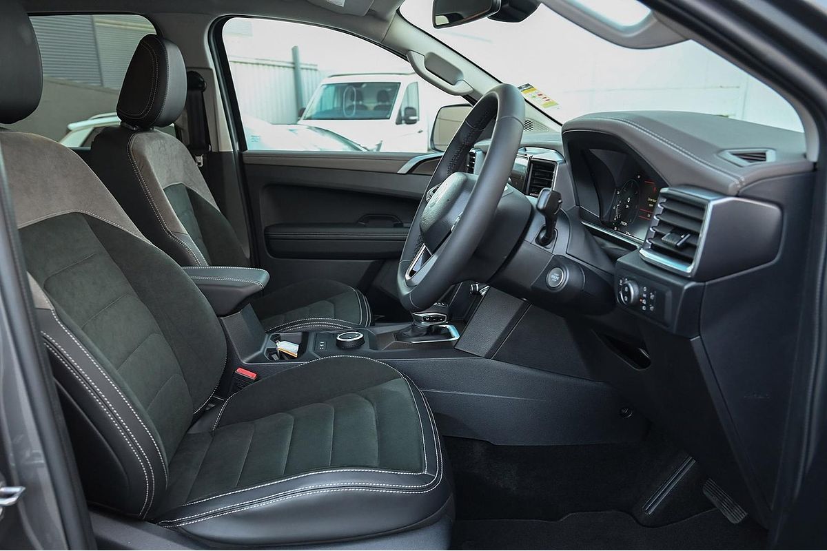 2024 Volkswagen Amarok TDI600 Style NF 4X4