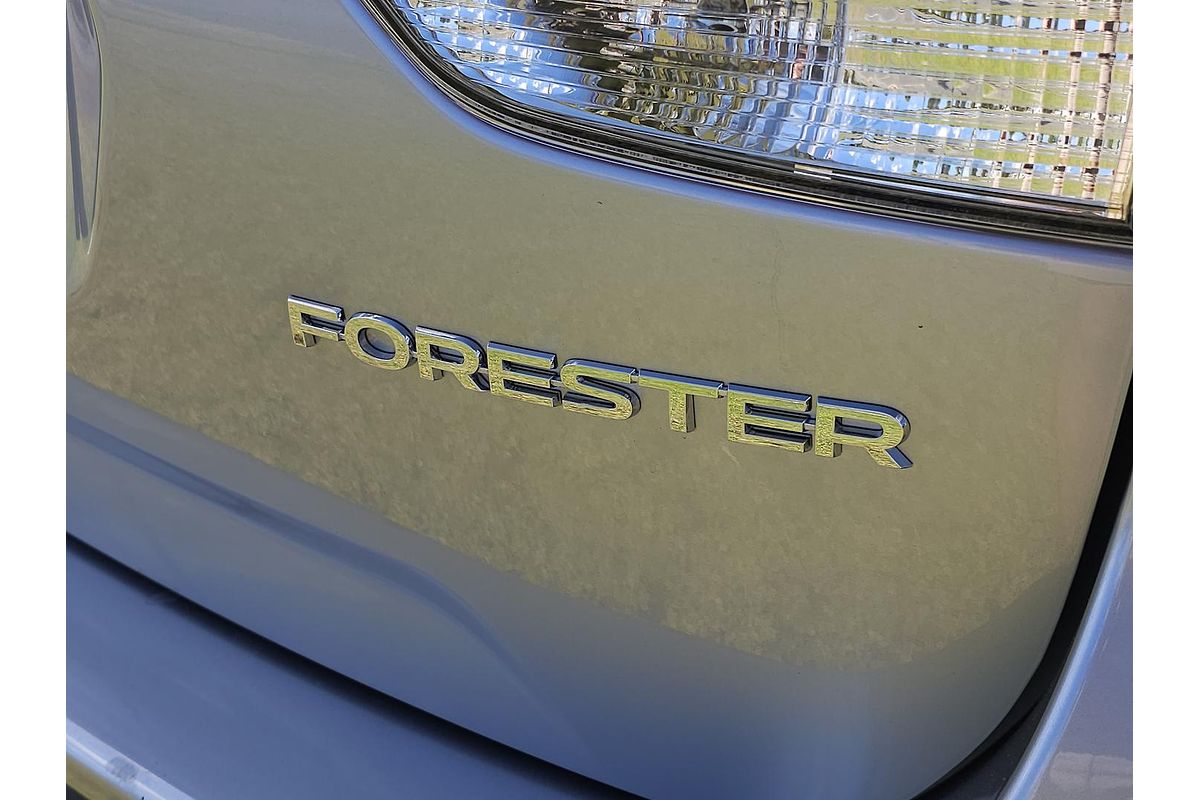 2024 Subaru Forester 2.5i Premium S5