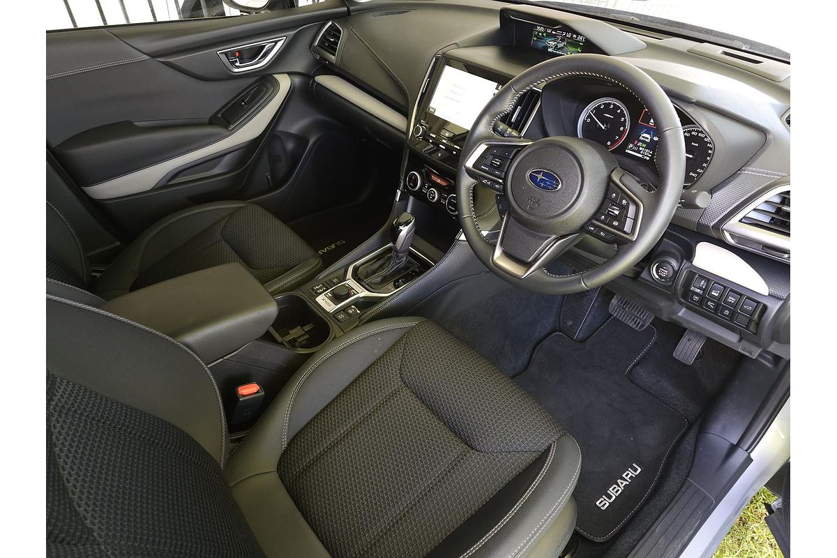 2024 Subaru Forester 2.5i Premium S5