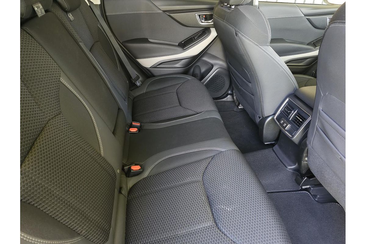 2024 Subaru Forester 2.5i Premium S5