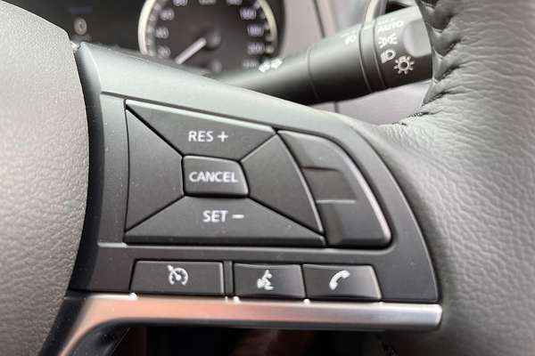 2024 Nissan Navara ST-X D23 4X4