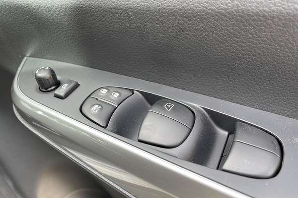 2024 Nissan Navara ST-X D23 4X4