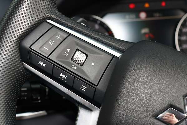 2024 Mitsubishi Outlander ES ZM