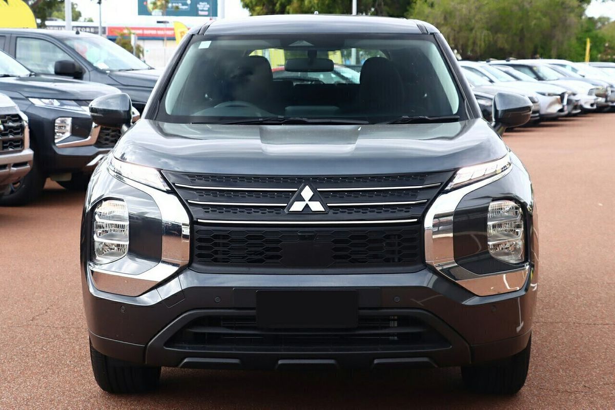 2024 Mitsubishi Outlander ES ZM