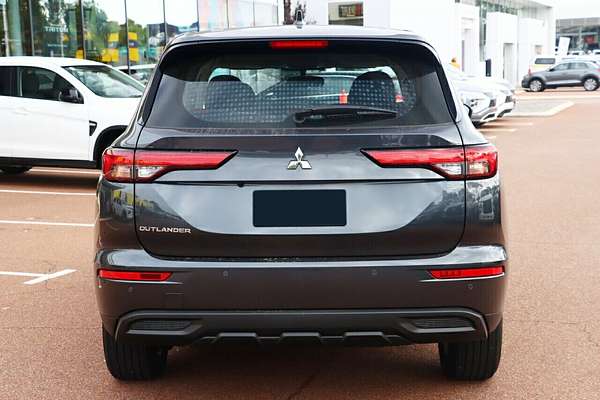 2024 Mitsubishi Outlander ES ZM