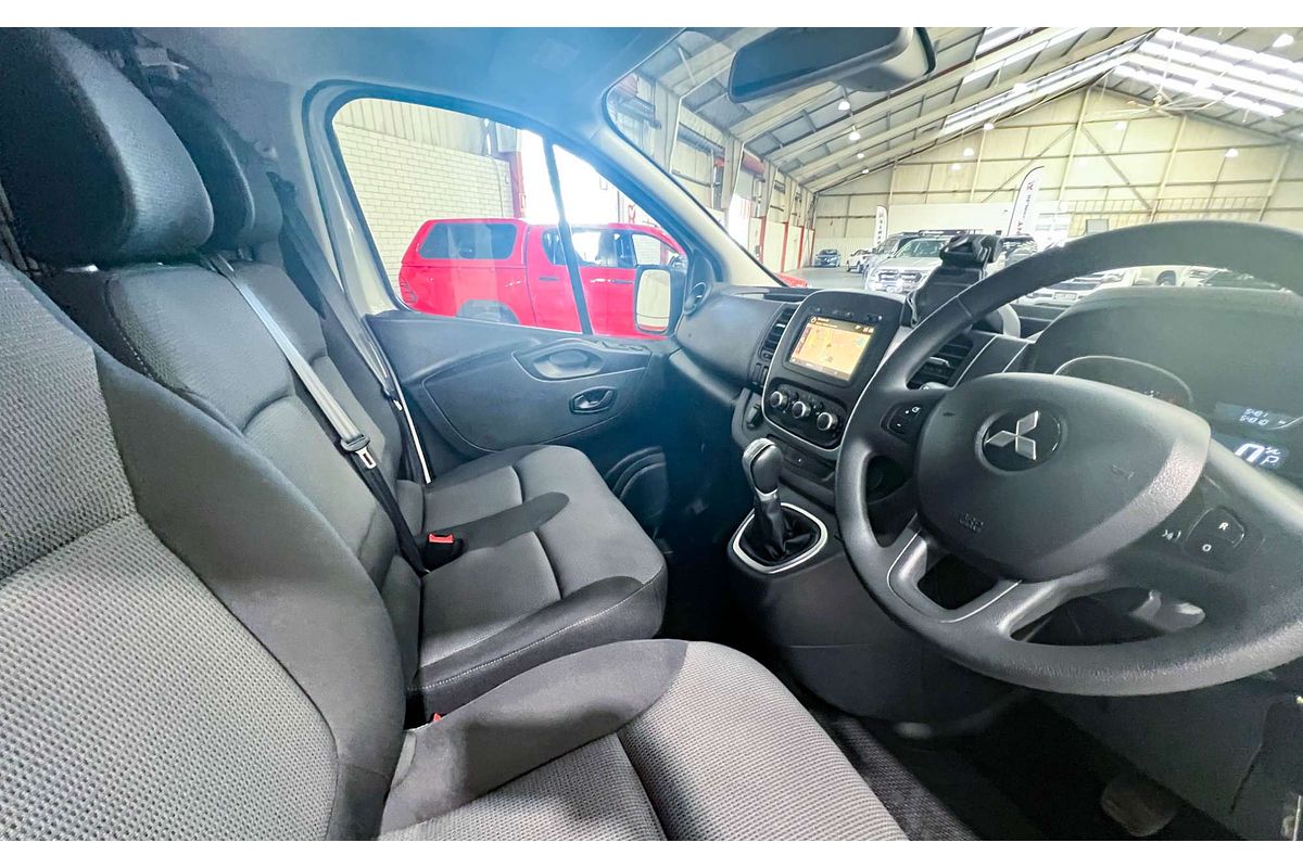 2020 Mitsubishi Express GLX SN LWB