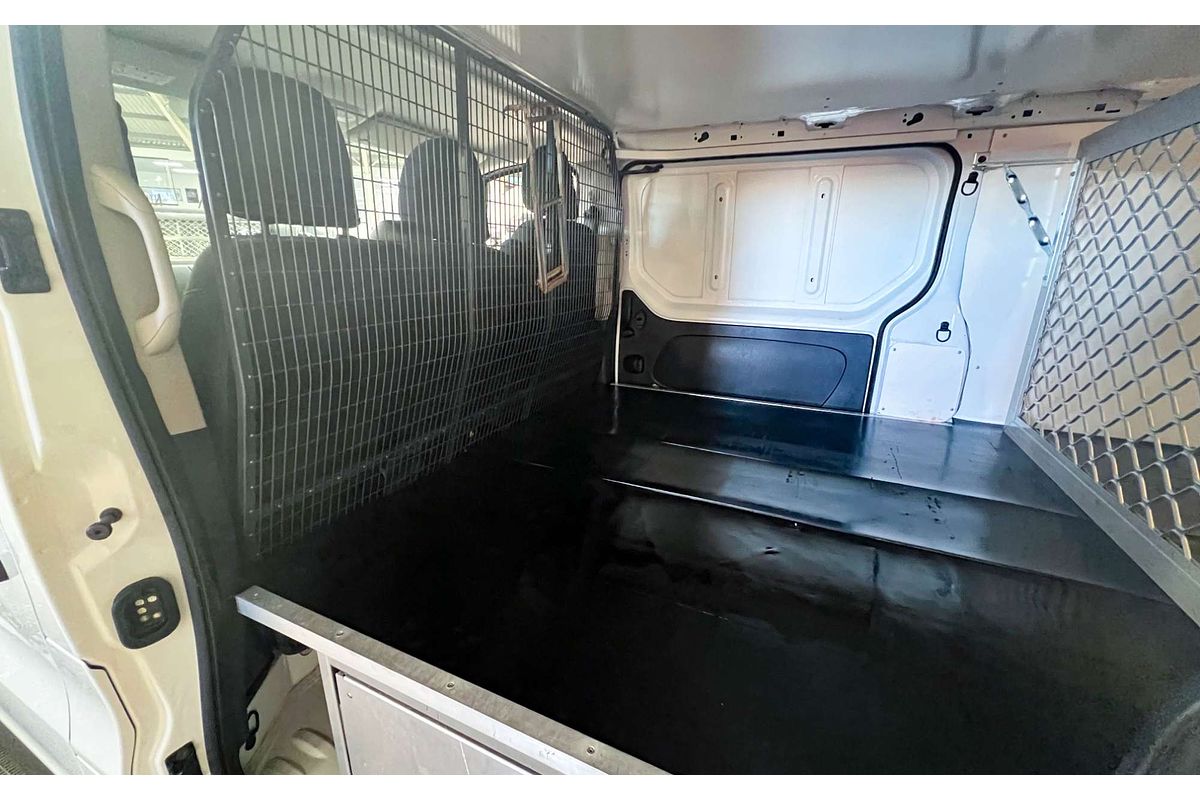 2020 Mitsubishi Express GLX SN LWB