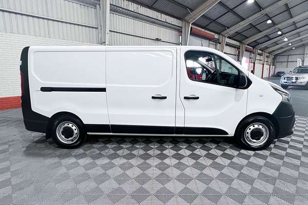 2020 Mitsubishi Express GLX SN LWB