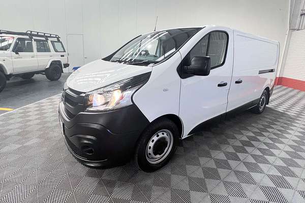 2020 Mitsubishi Express GLX SN LWB