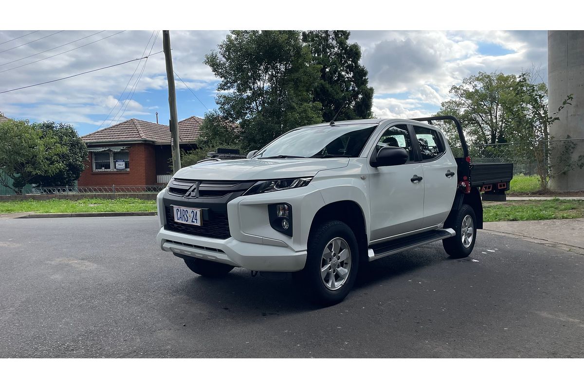 2019 Mitsubishi Triton GLX+ MR 4X4