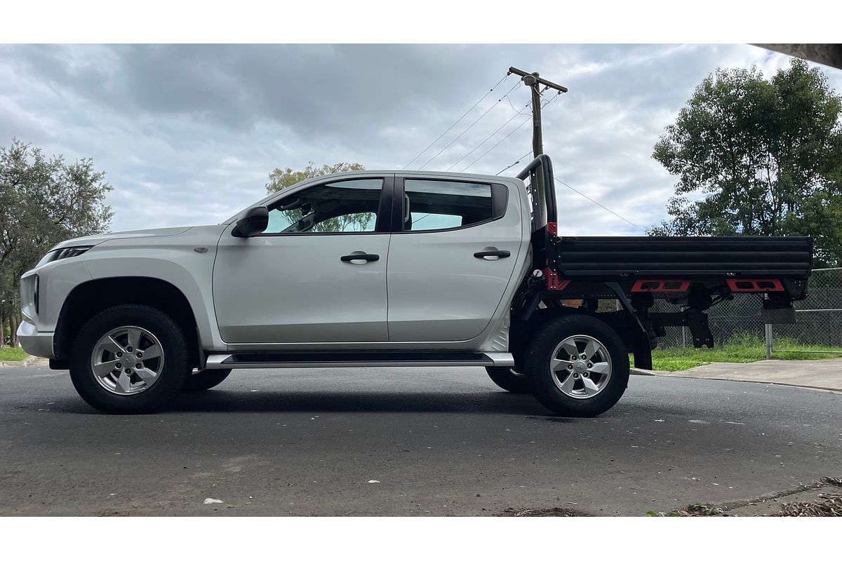 2019 Mitsubishi Triton GLX+ MR 4X4