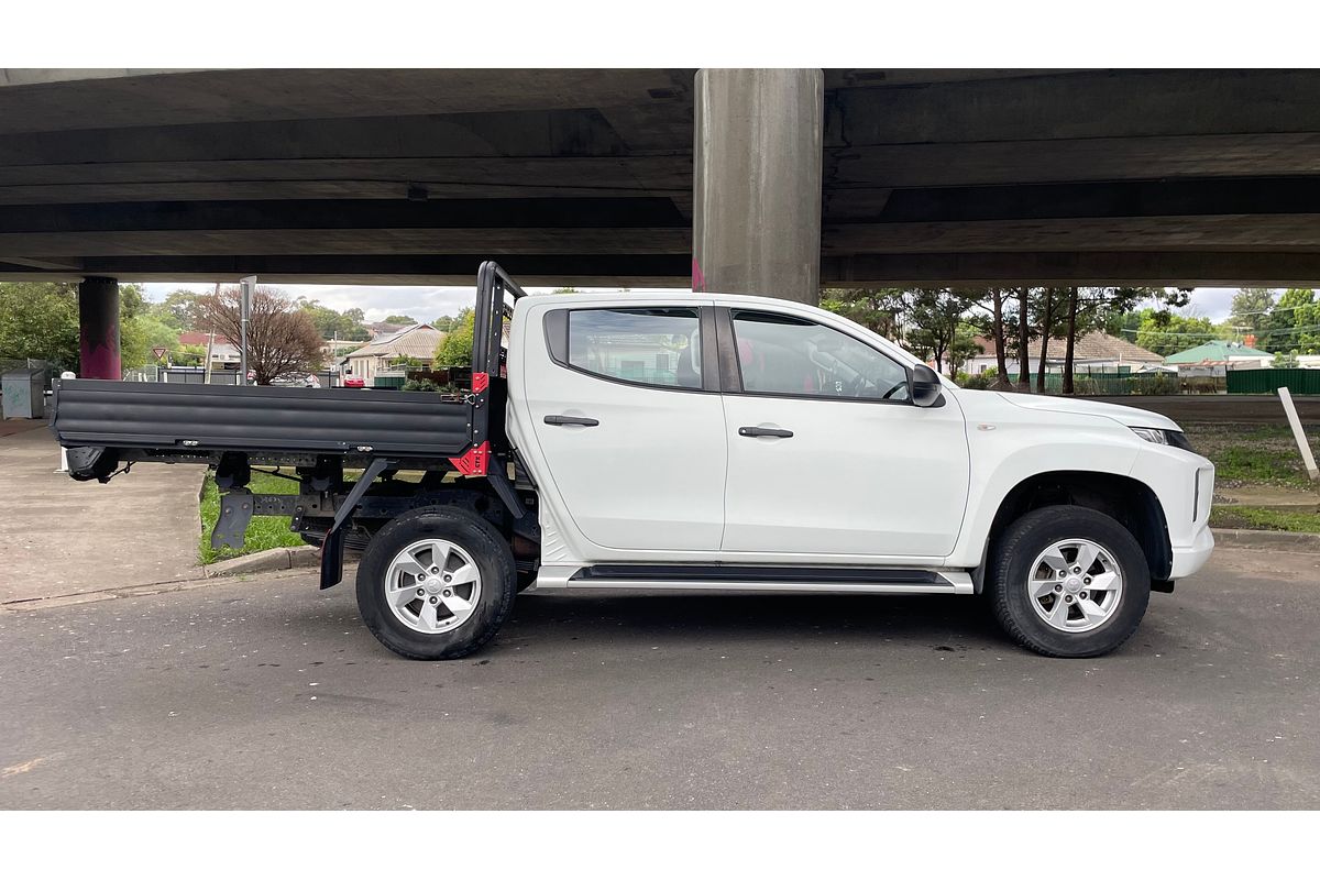 2019 Mitsubishi Triton GLX+ MR 4X4