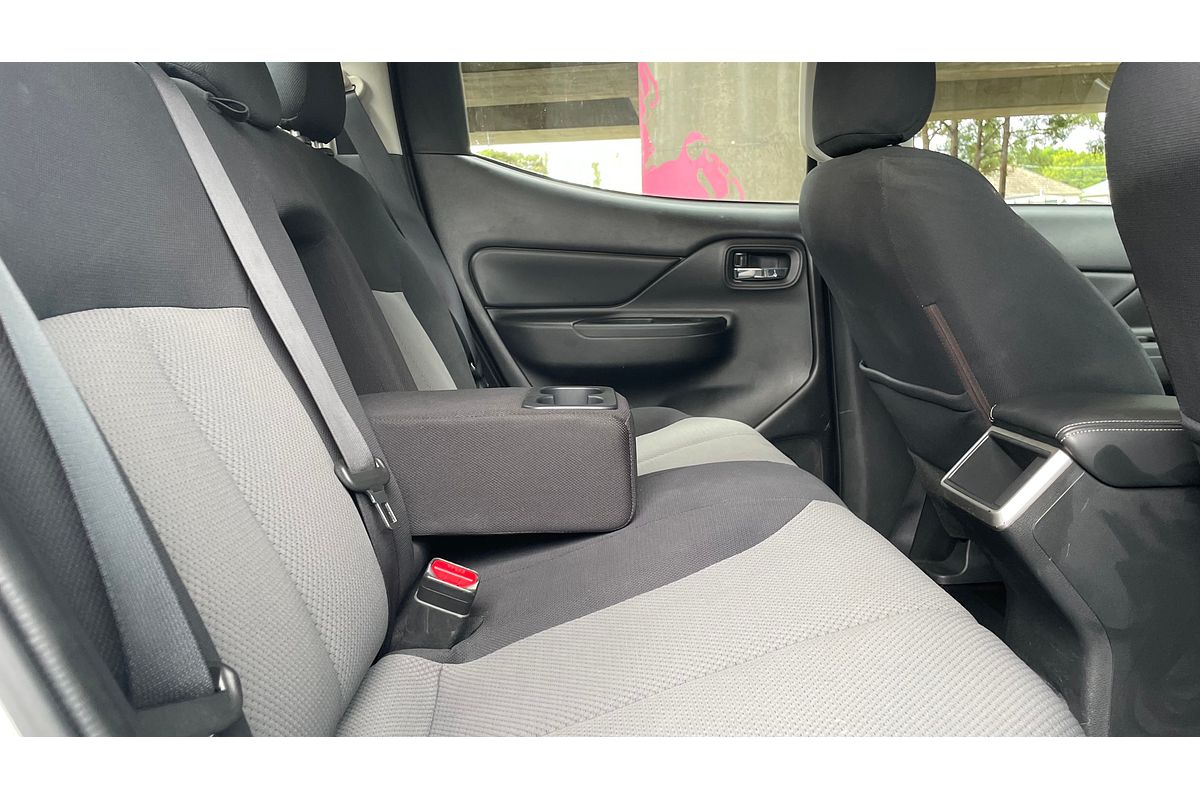 2019 Mitsubishi Triton GLX+ MR 4X4