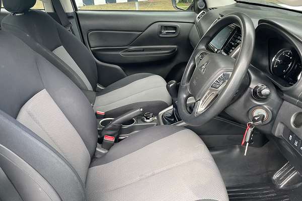 2019 Mitsubishi Triton GLX+ MR 4X4
