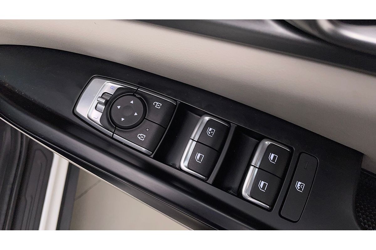 2023 Kia Carnival S KA4
