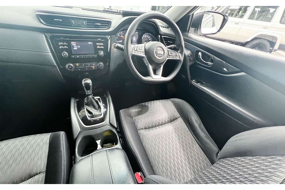 2017 Nissan X-TRAIL ST T32