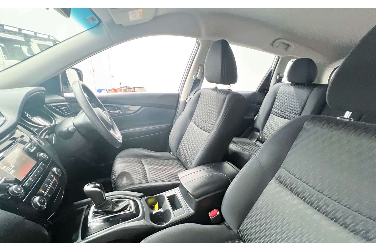 2017 Nissan X-TRAIL ST T32