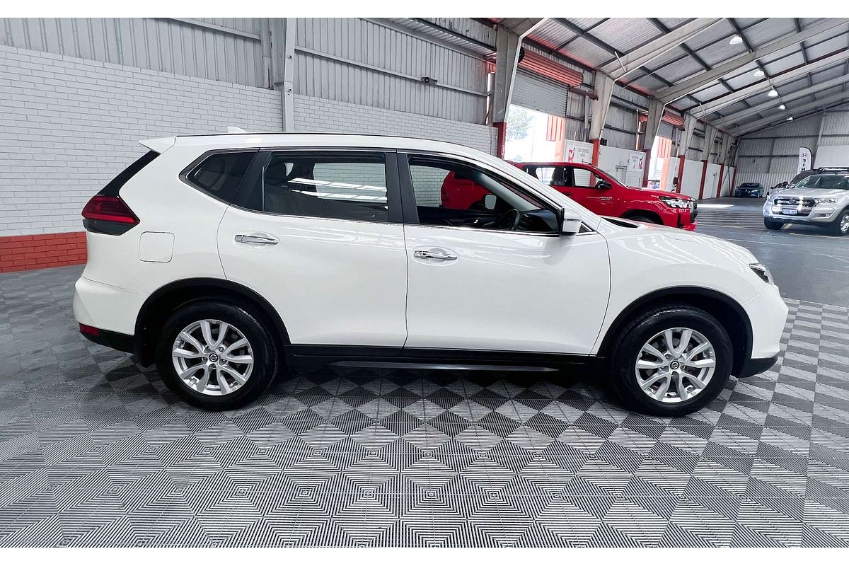 2017 Nissan X-TRAIL ST T32