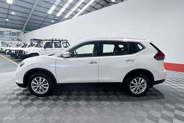2017 Nissan X-TRAIL ST T32