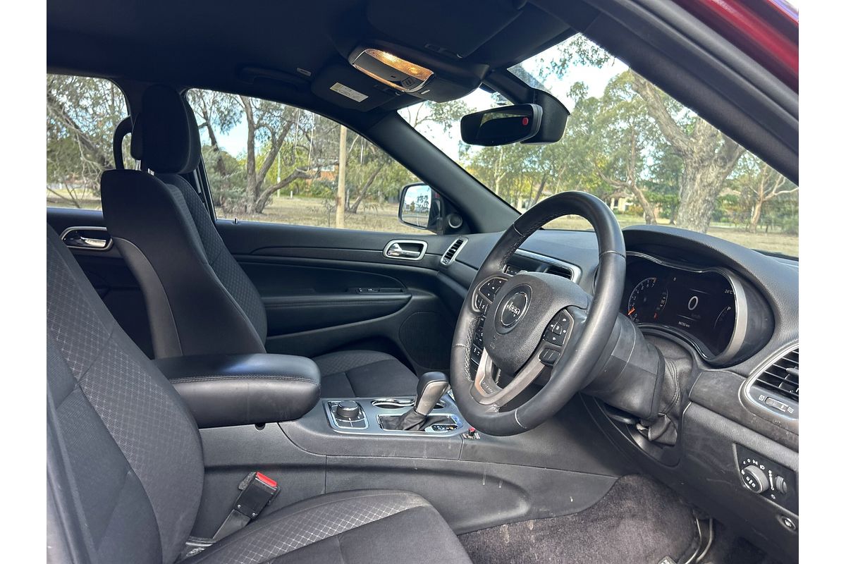 2019 Jeep Grand Cherokee Laredo WK
