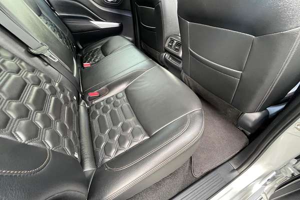 2021 Nissan Navara ST-X D23 4X4