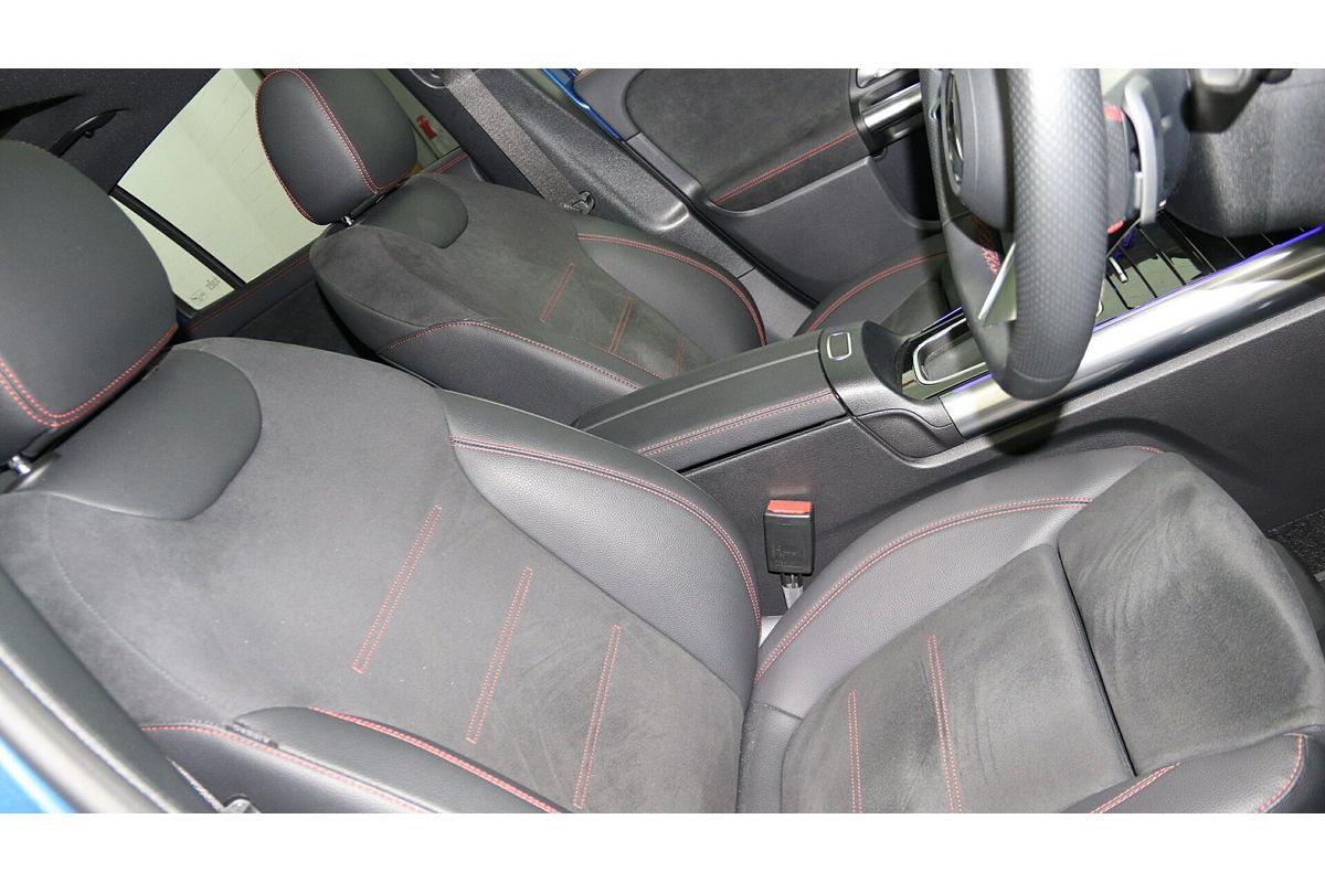 2024 Mercedes-Benz GLA-Class GLA200 H247
