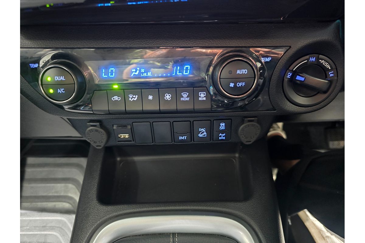 2024 Toyota Hilux SR5 GUN126R 4X4