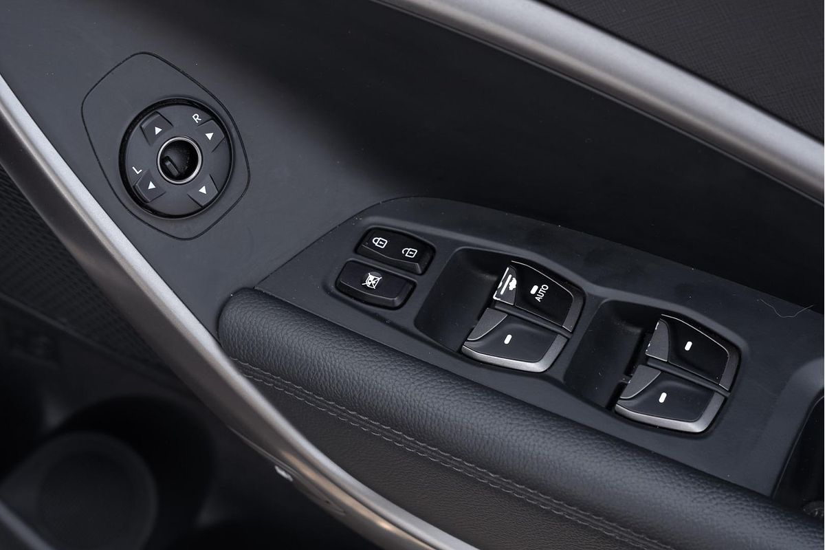 2016 Hyundai Santa Fe Active DM3 Series II