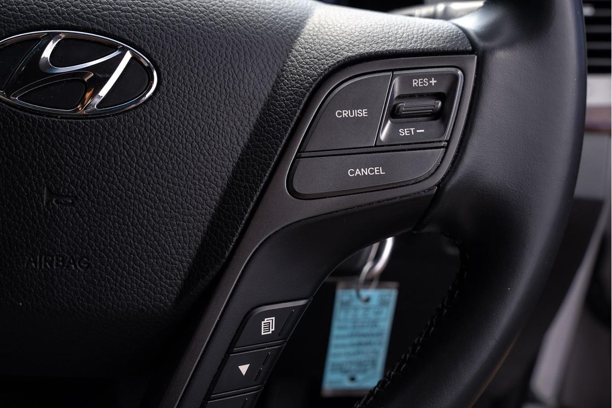 2016 Hyundai Santa Fe Active DM3 Series II